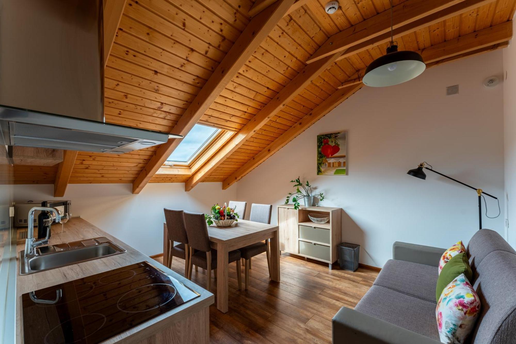 Bed&Breakfast Vinarija Coner Belovár Kültér fotó