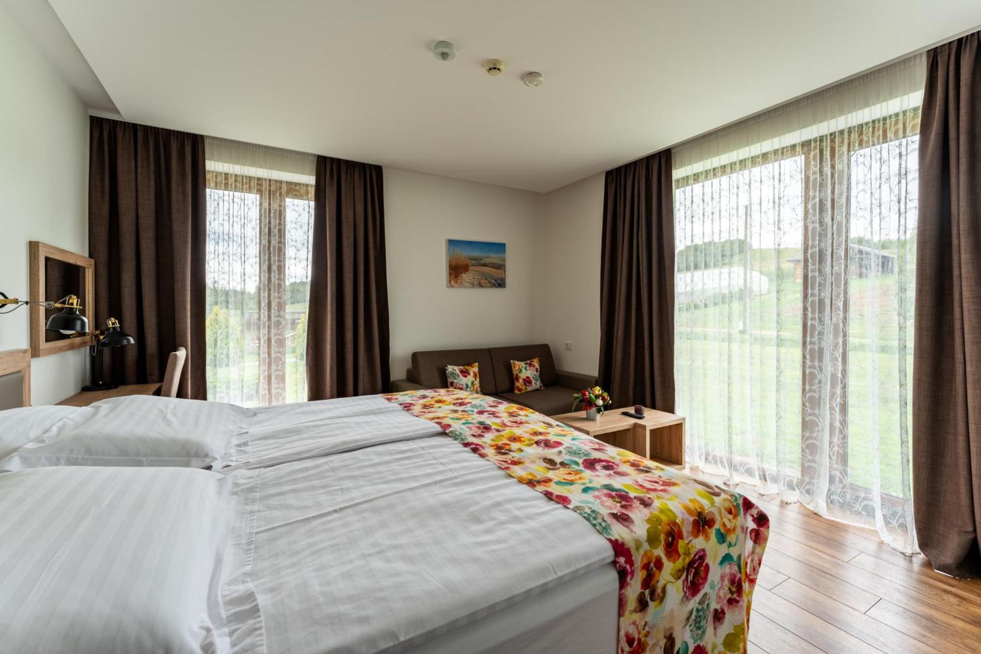 Bed&Breakfast Vinarija Coner Belovár Kültér fotó