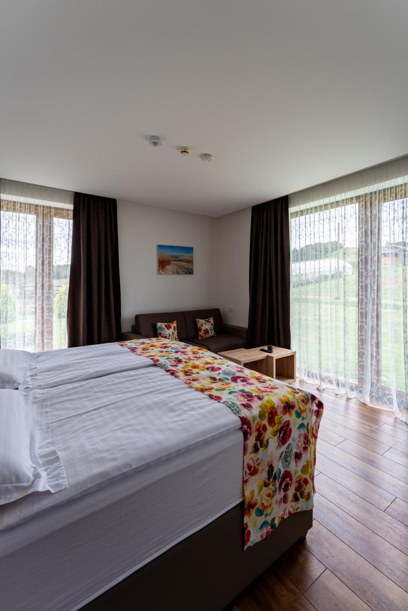 Bed&Breakfast Vinarija Coner Belovár Kültér fotó