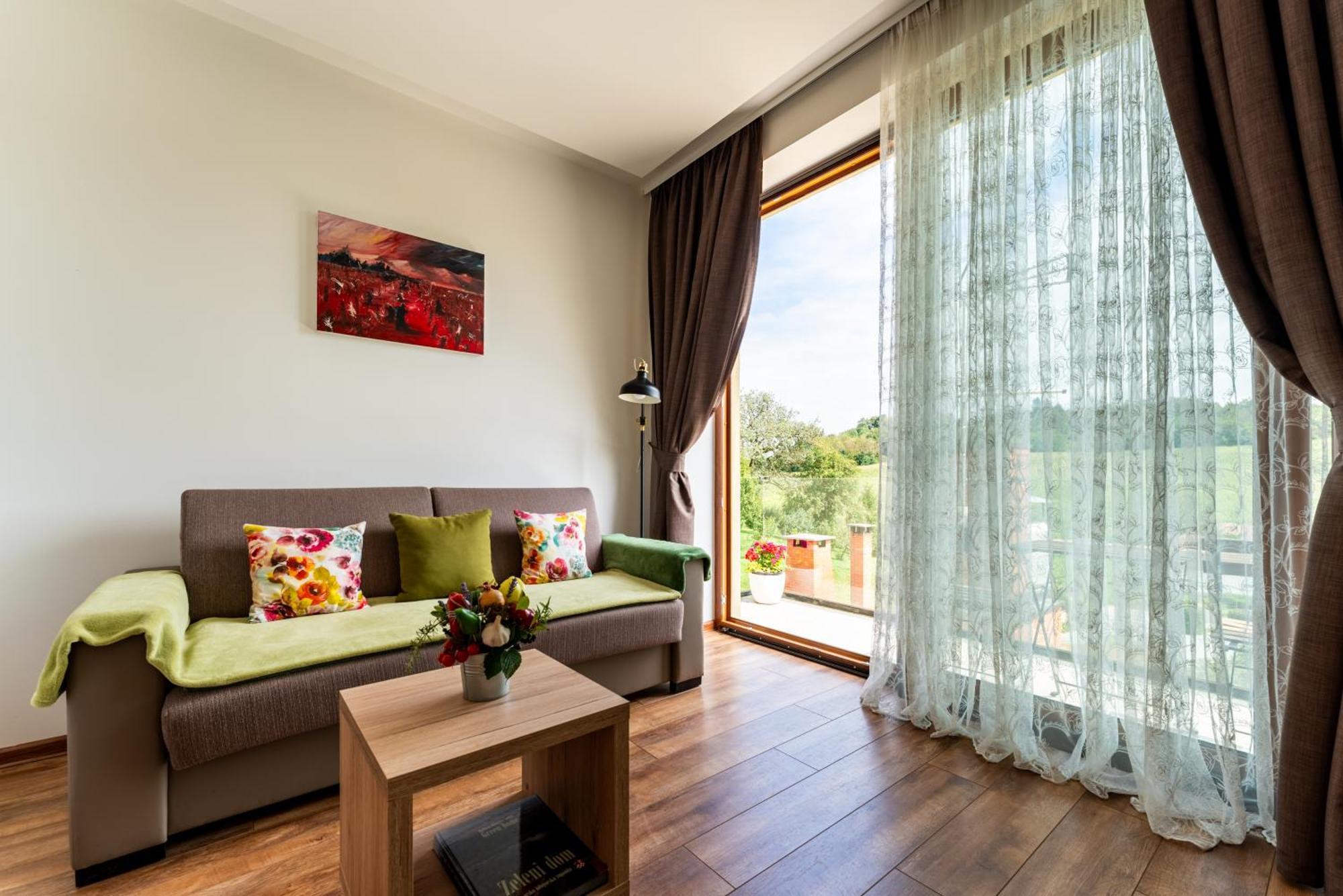 Bed&Breakfast Vinarija Coner Belovár Kültér fotó