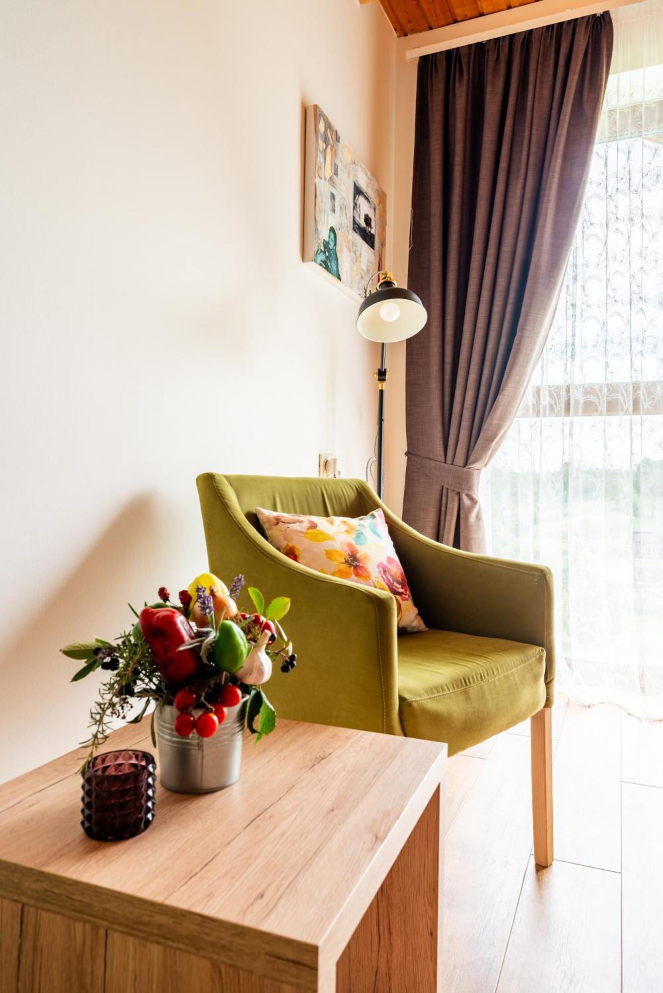 Bed&Breakfast Vinarija Coner Belovár Kültér fotó